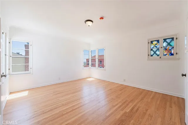 $3,050,000 | 1964 Palmerston Place, Los Angeles, CA 90027