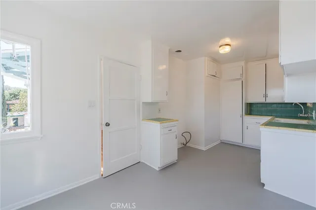 $3,050,000 | 1964 Palmerston Place, Los Angeles, CA 90027