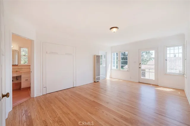 $3,050,000 | 1964 Palmerston Place, Los Angeles, CA 90027