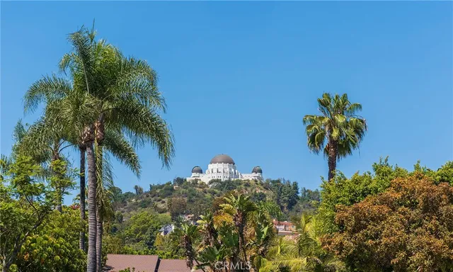 $3,050,000 | 1964 Palmerston Place, Los Angeles, CA 90027