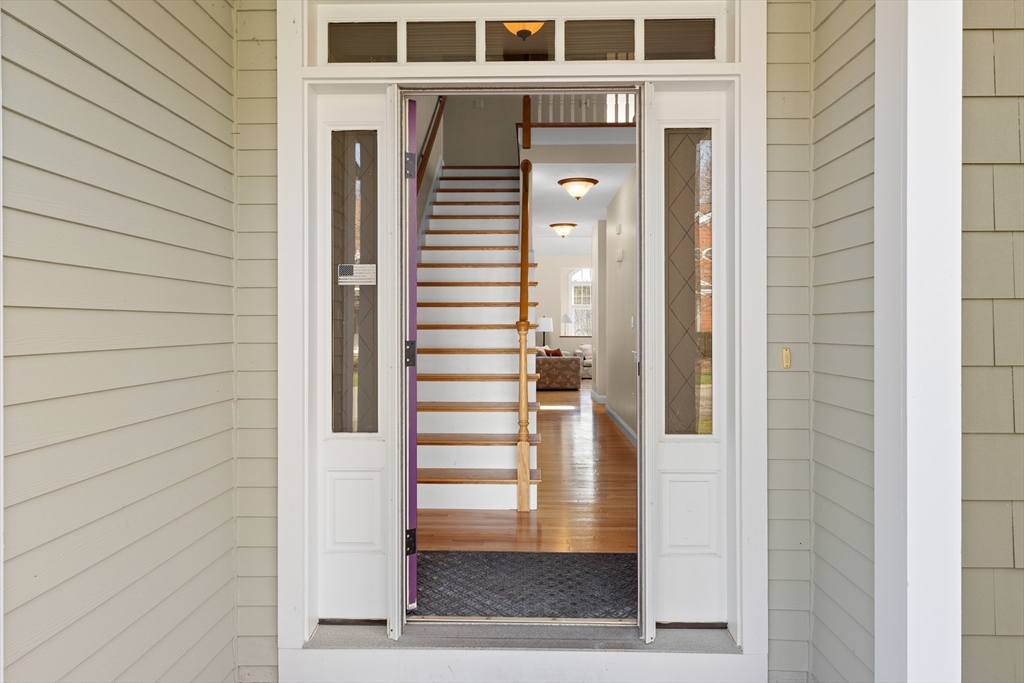 8 Ridgeway Circle, Unit 8 West Newbury, MA 01985 - Photo 4 of 42