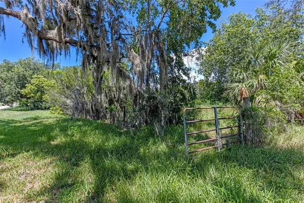 $427,500 | 8th Street, Montverde, FL 34756