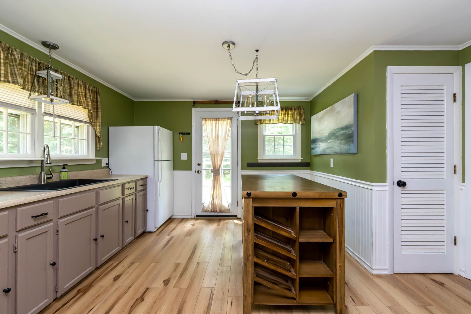 70 Nichols Road Ossipee, NH 03814 - Photo 3 of 34 Gallery Image 3