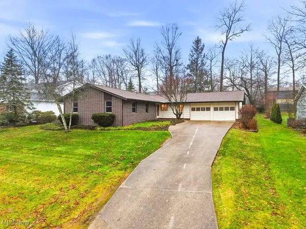 $435,000 | 294 South Park Drive, Aurora, OH 44202
