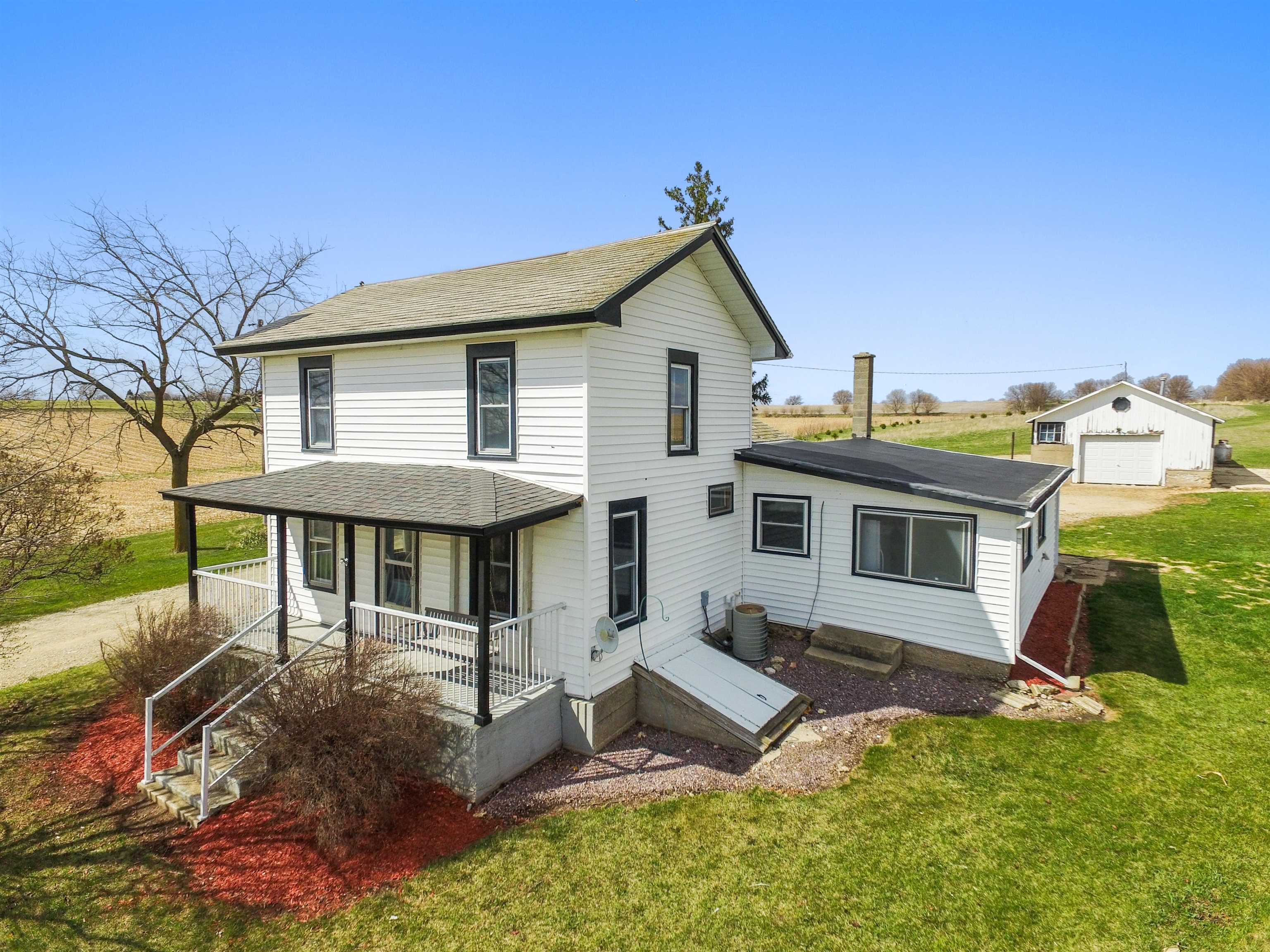 18442 West County Road Evansville, WI 53536 - Photo 36 of 69
