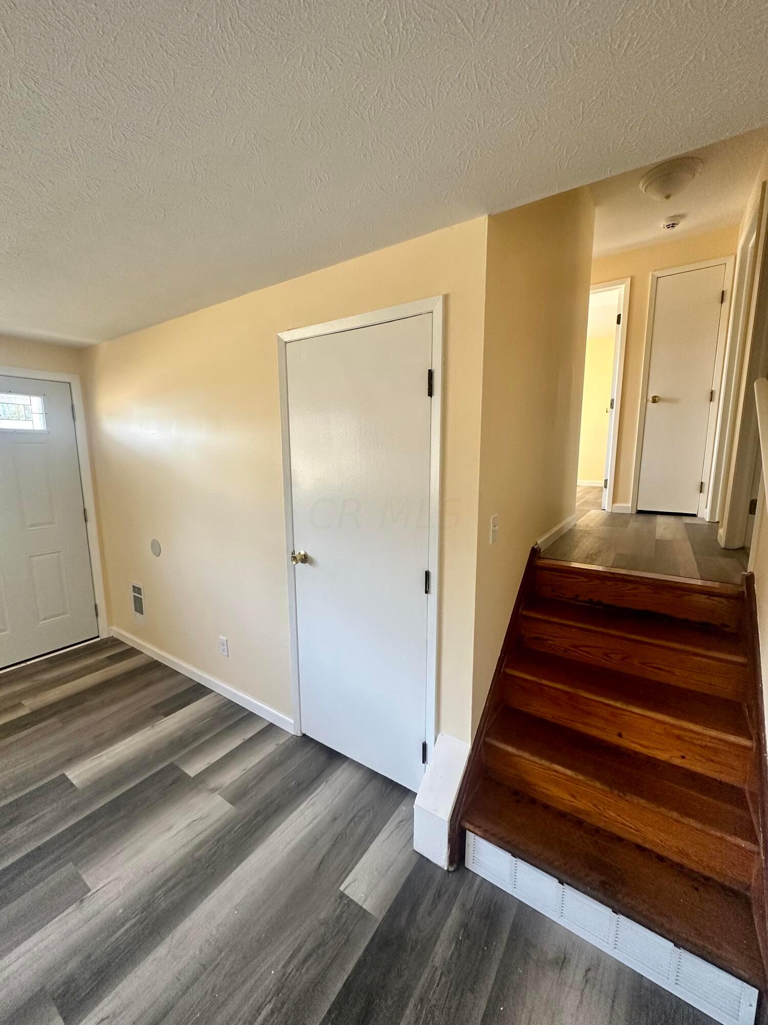3394 Binbrook Road North Columbus, OH 43227 - Photo 12 of 30 B8A61CA4-3810-4DAE-8109-650CFF551171