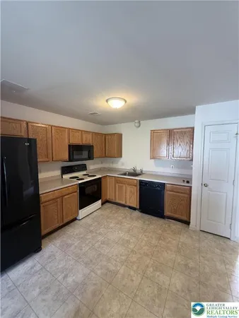$2,500 | 1530 Hawthorn Drive, Easton, PA 18040