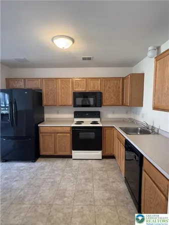 $2,500 | 1530 Hawthorn Drive, Easton, PA 18040