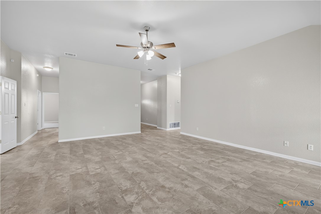 2901 Hydrangea Avenue Killeen, TX 76549 - Photo 7 of 29