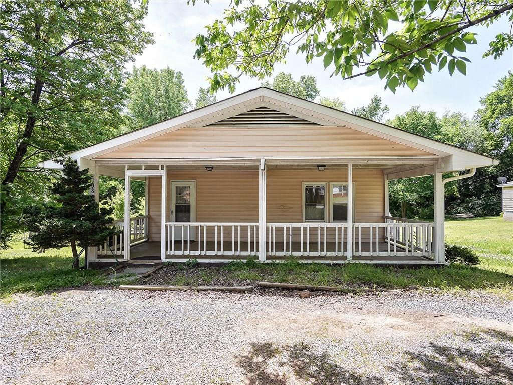 138 Hampton Church Road Charlotte, NC 28262 - Photo 1 of 27 Gallery Image 1