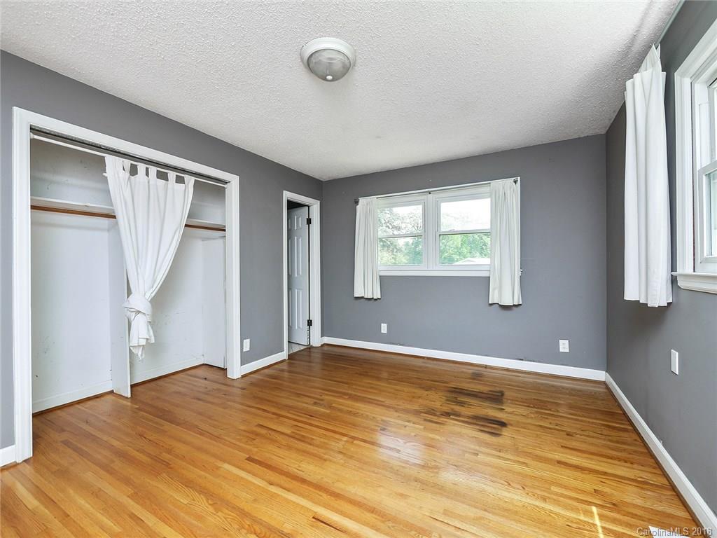 138 Hampton Church Road Charlotte, NC 28262 - Photo 13 of 27 Gallery Image 13