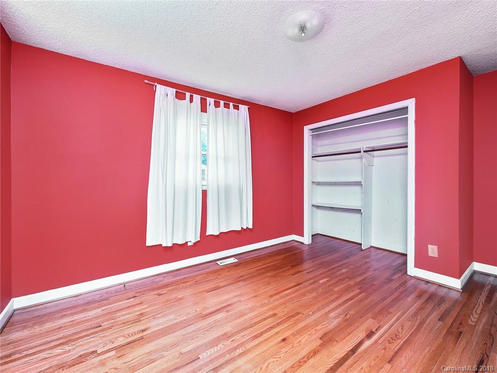 138 Hampton Church Road Charlotte, NC 28262 - Photo 17 of 27 Gallery Image 17