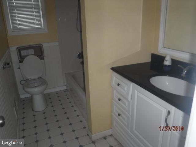 53 Alan Terrace Howell, NJ 07731 - Photo 15 of 32