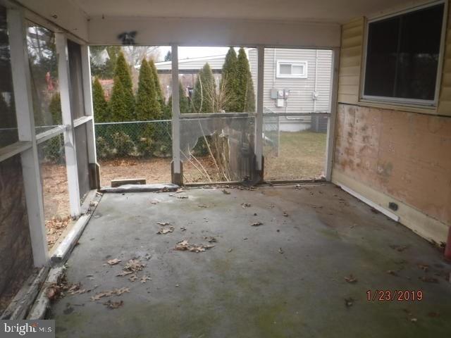 53 Alan Terrace Howell, NJ 07731 - Photo 16 of 32