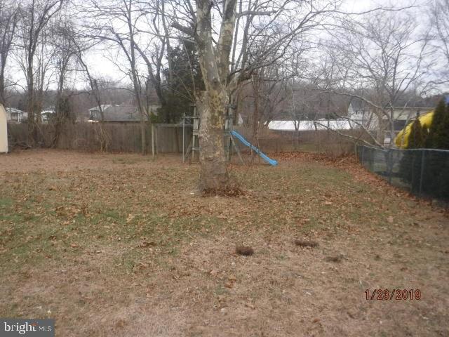 53 Alan Terrace Howell, NJ 07731 - Photo 19 of 32