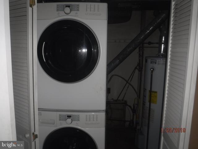 53 Alan Terrace Howell, NJ 07731 - Photo 7 of 32