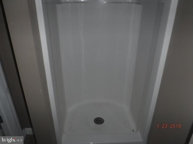 53 Alan Terrace Howell, NJ 07731 - Photo 10 of 32