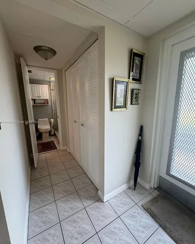 $1,300 | 7787 Golf Cir Drive, Unit 106, Margate, FL 33063