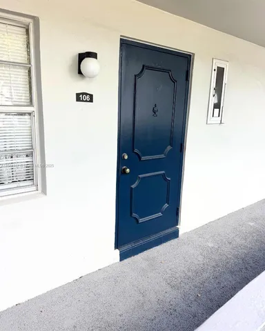 $1,300 | 7787 Golf Cir Drive, Unit 106, Margate, FL 33063