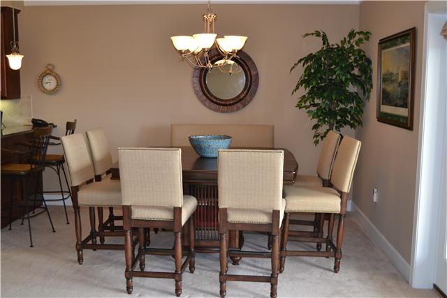 7100 Dale Ridge Road, Unit B3 Lancaster, TN 38569 - Photo 8 of 20 Lush Dining Room Set is both elegant and comfortable!