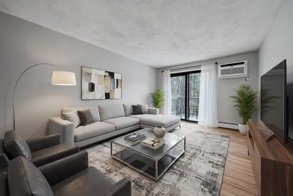 $1,800 | 33 Andrew Street, Unit 26, Manchester, NH 03104