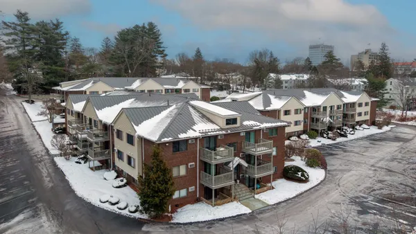 $1,800 | 33 Andrew Street, Unit 26, Manchester, NH 03104