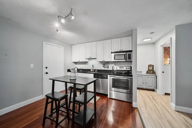 $1,800 | 33 Andrew Street, Unit 26, Manchester, NH 03104