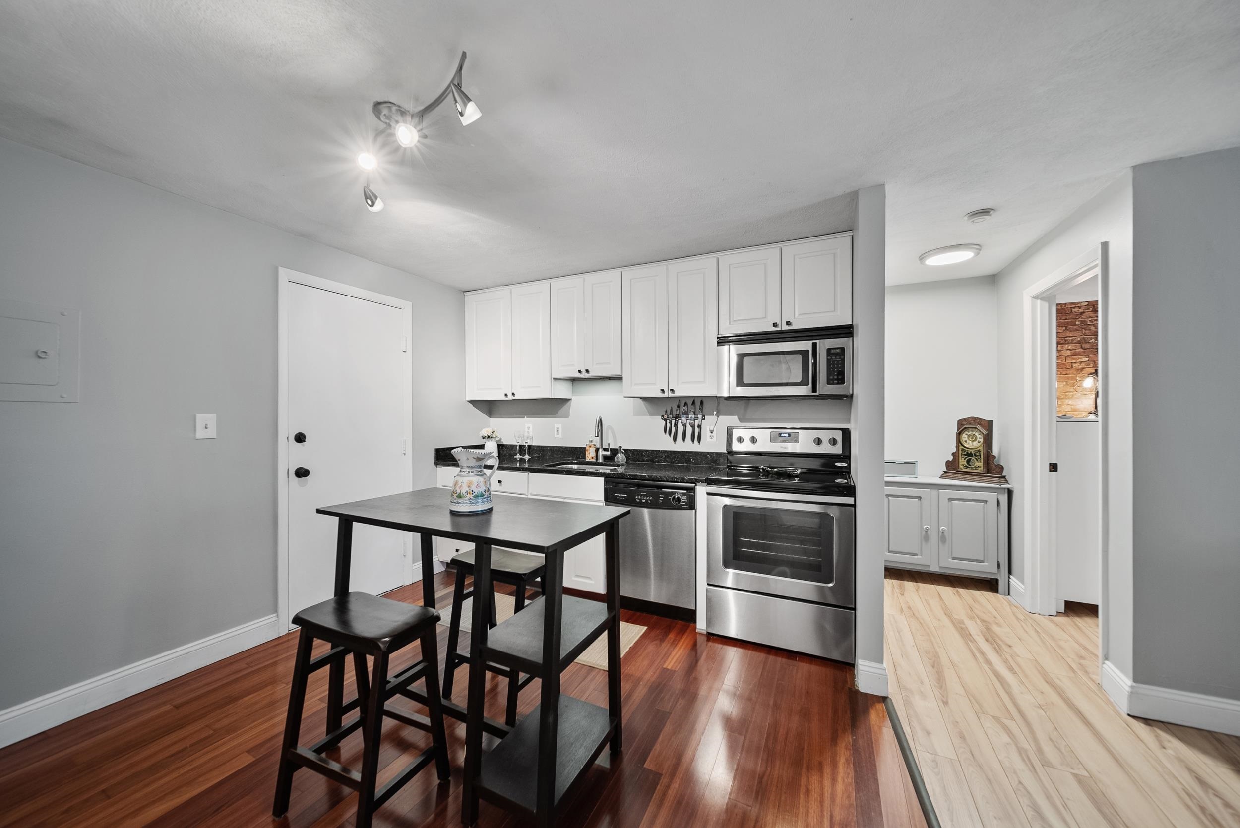 33 Andrew Street, Unit 26 Manchester, NH 03104 - Photo 4 of 21