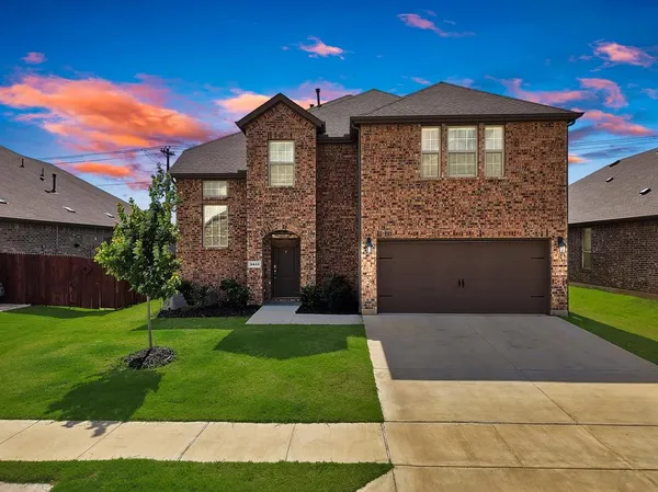 $450,000 | 3813 Silver City Avenue, Aubrey, TX 76227