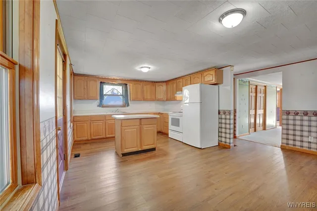 $245,500 | 13729 East Schutt Road, Chaffee, NY 14030