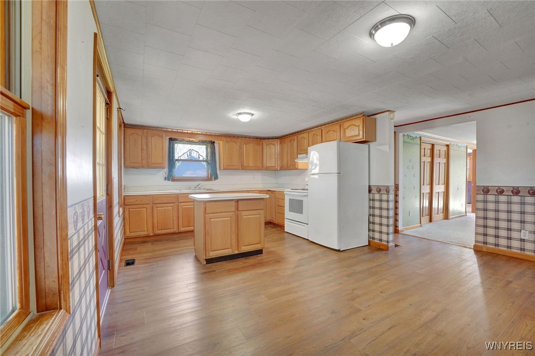 13729 East Schutt Road Chaffee, NY 14030 - Photo 12 of 50