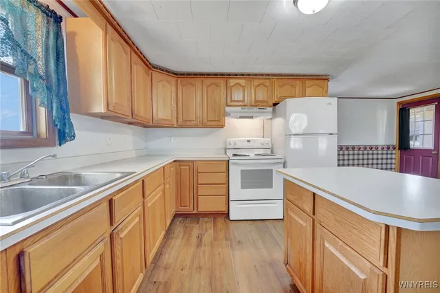 $245,500 | 13729 East Schutt Road, Chaffee, NY 14030