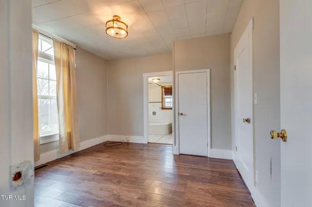 $85,000 | 22587 Us Highway 58, Castlewood, VA 24224