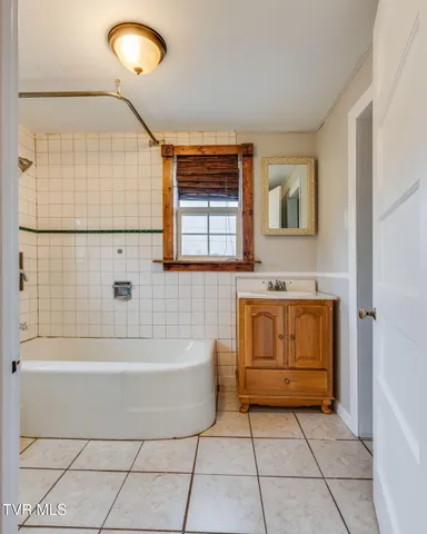 $85,000 | 22587 Us Highway 58, Castlewood, VA 24224