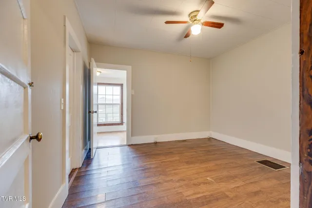 $85,000 | 22587 Us Highway 58, Castlewood, VA 24224