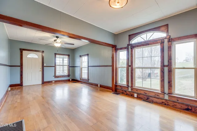 $85,000 | 22587 Us Highway 58, Castlewood, VA 24224