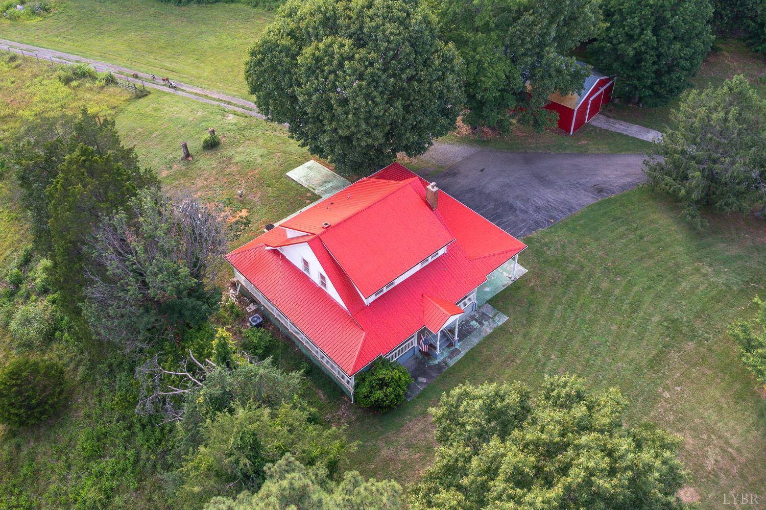 1560 Quarles Road Thaxton, VA 24174 - Photo 6 of 45