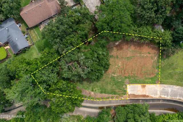 $200,000 | 226-228 Hidden Grove Place, Lafayette, LA 70503