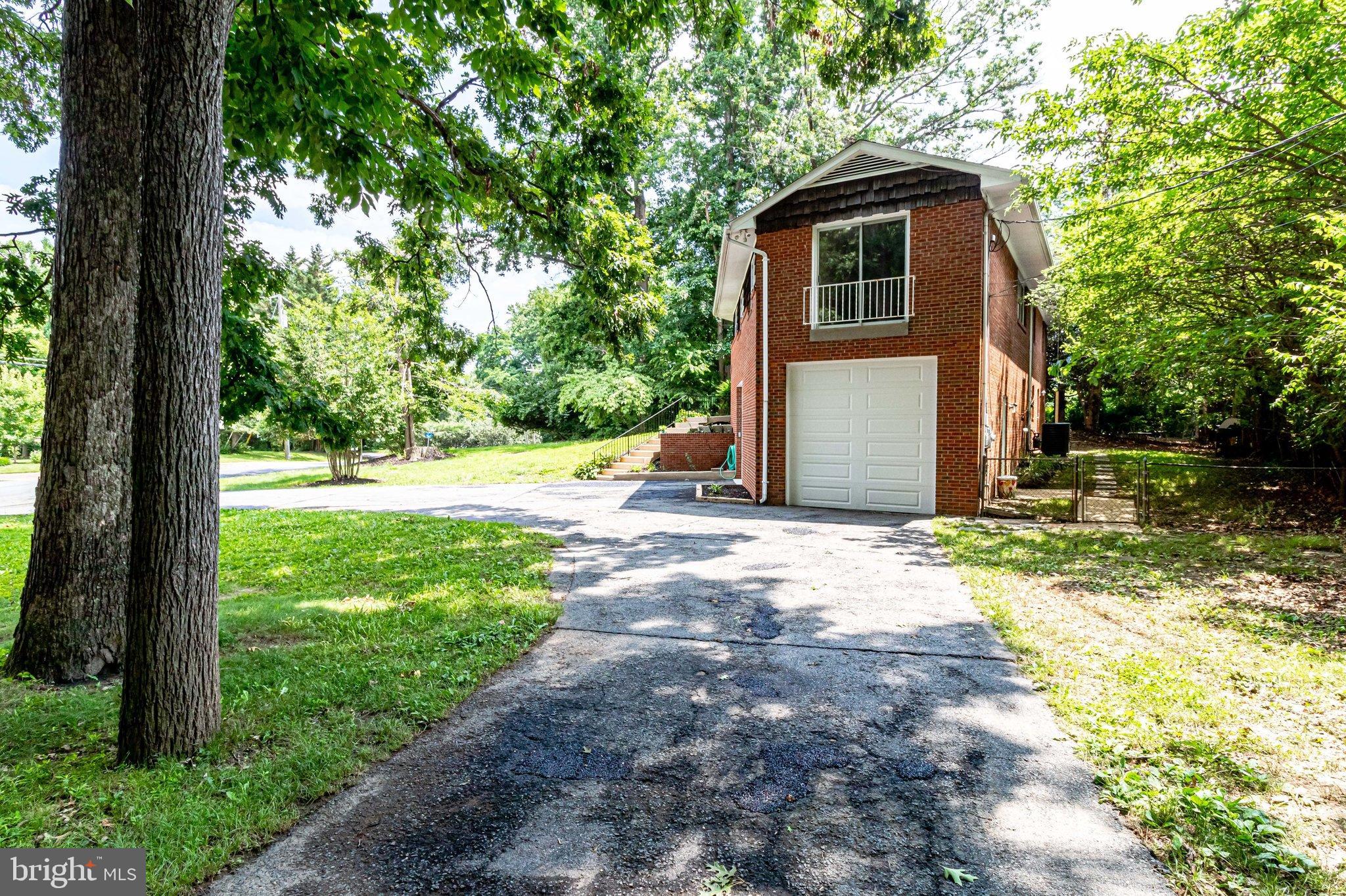 2924 Hideaway Road Fairfax, VA 22031 - Photo 44 of 45 Gallery Image 44