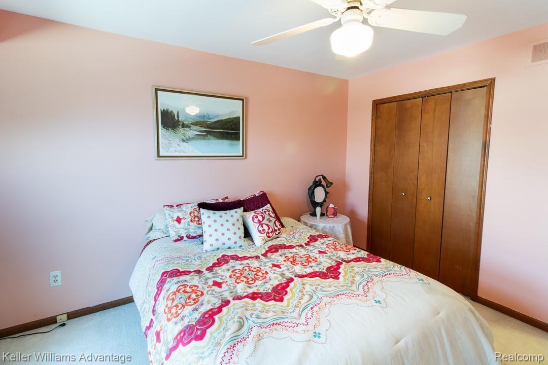991 Dressler Lane Rochester, MI 48307 - Photo 23 of 36 DresslerLn_991_BedB_03.jpg