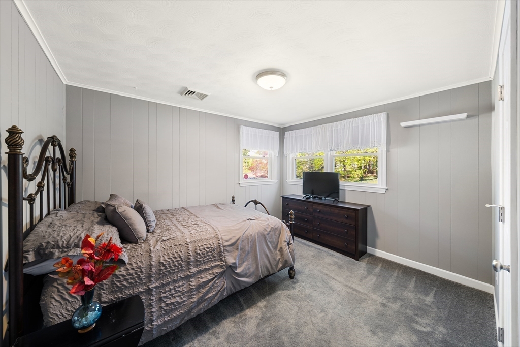 10 Appleton Road Natick, MA 01760 - Photo 20 of 38 Gallery Image 20