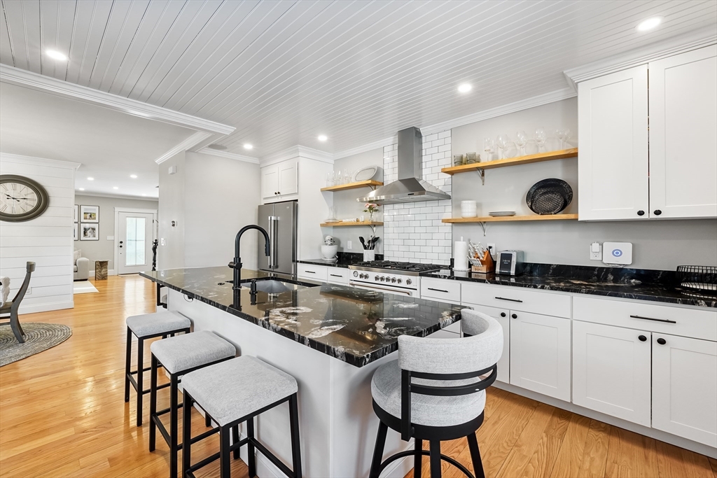 814 Main Street, Unit 814 Winchester, MA 01890 - Photo 1 of 42