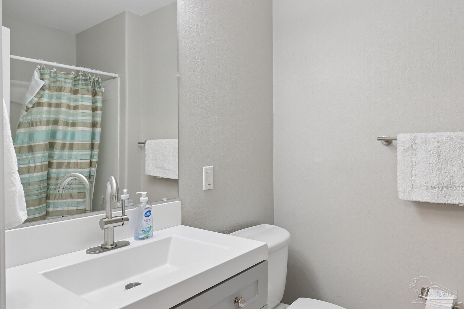 104 Reed Road Pensacola, FL 32507 - Photo 18 of 36