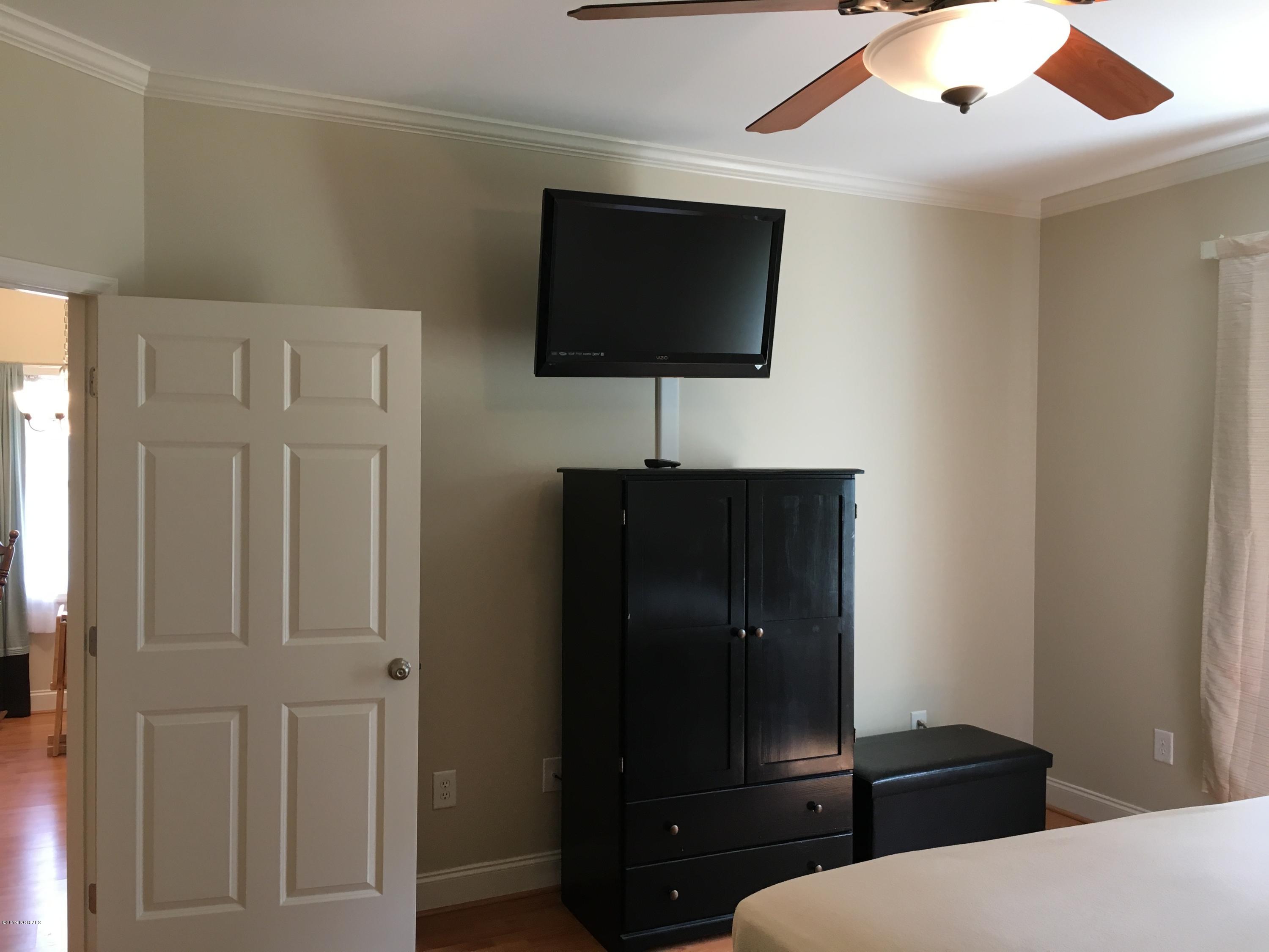 2603 Goshen Church Road Faison, NC 28341 - Photo 56 of 69 Bedroom Of Guest House.