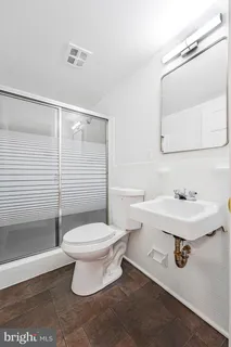 $879,900 | 712 6th Street Southwest, Washington, DC 20024