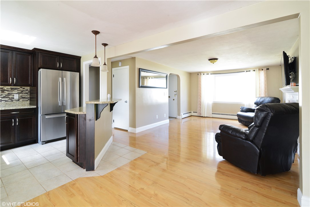 15 Dedham Road Warwick, RI 02888 - Photo 7 of 15
