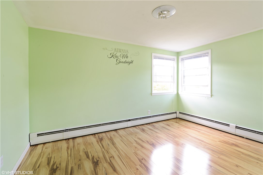 15 Dedham Road Warwick, RI 02888 - Photo 9 of 15