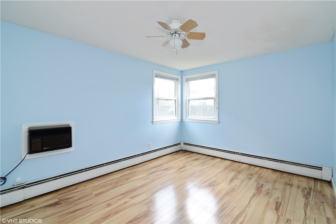 15 Dedham Road Warwick, RI 02888 - Photo 10 of 15