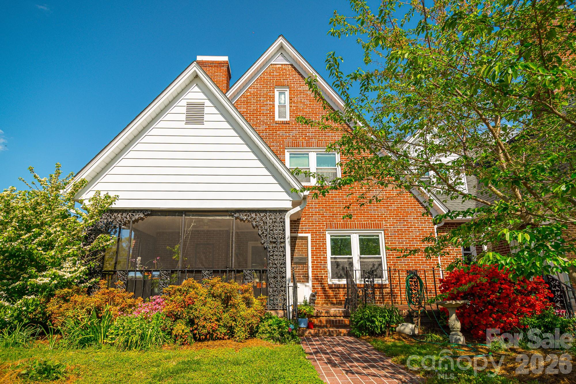 610 East Main Street Cherryville, NC 28021 - Photo 5 of 48