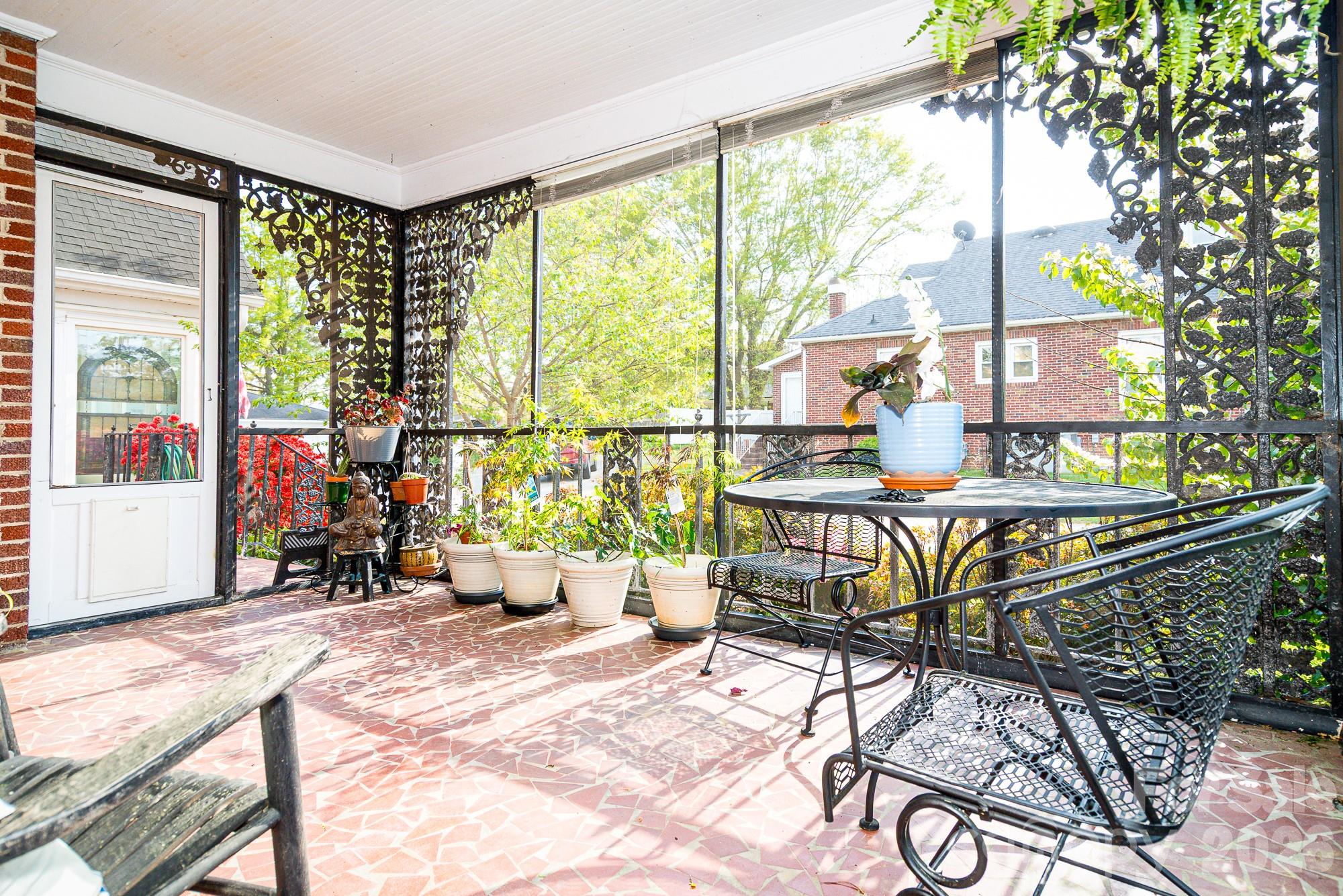 610 East Main Street Cherryville, NC 28021 - Photo 8 of 48 a dining room with furniture and a window